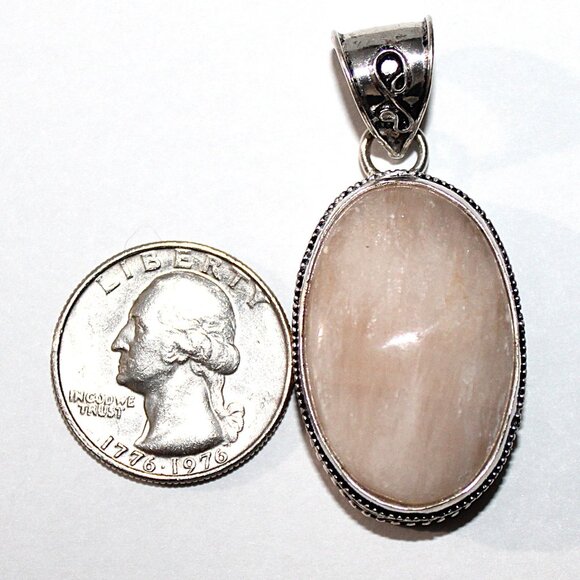 Sterling Silver Cream Stone Bohemian Pendant 18 Grams - Picture 3 of 5